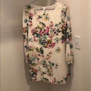 White floral long sleeve dress